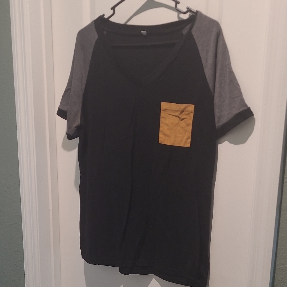 Black and Gray T-Shirt with Gold Pocket